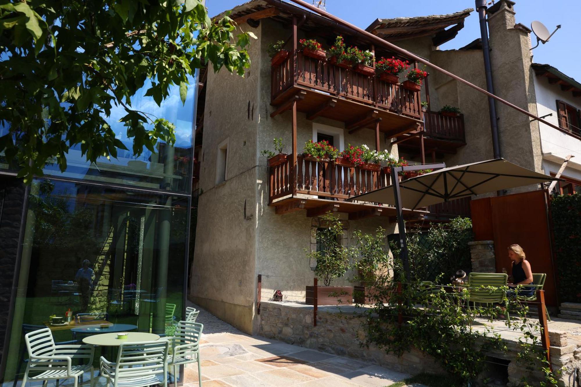 Hotel Relais Bondaz Aosta Esterno foto